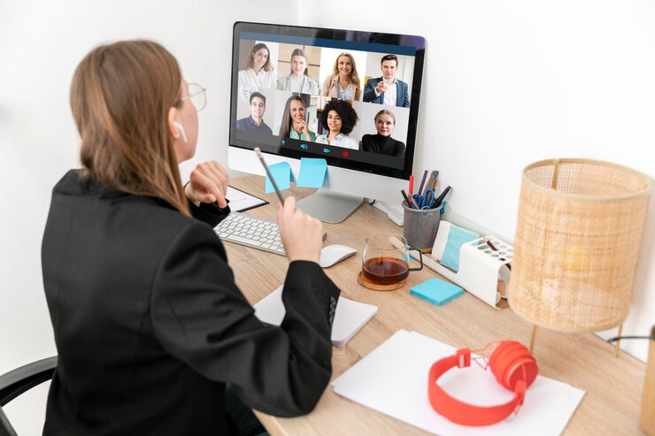 Hybrid Meetings: Blending Virtual and In-Person Experiences